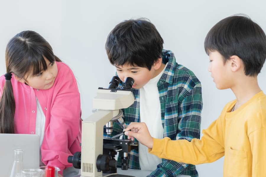子どもが授業中に立ち歩く3つの原因